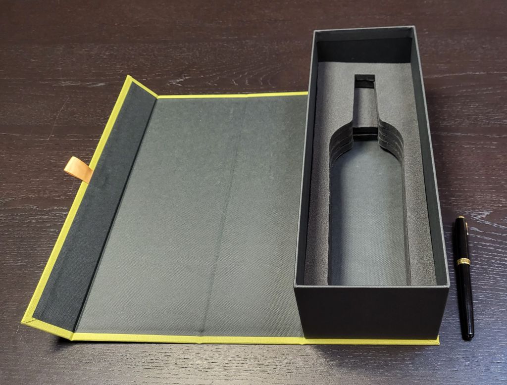 6314cutie textil+6315.2insert burete sticla vin2